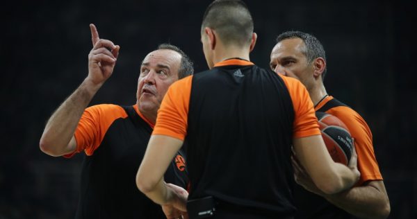 Οπαδοί του Ερυθρού Αστέρα έκαναν «ντου» στους διαιτητές μετά το ματς με την Ζαλγκίρις