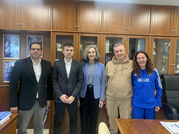 Προς συνεργασία ο Δήμος Μάνδρας – Ειδυλλίας και ΣΕΓΑΣ για την δημιουργία αθλητικού κέντρο υψηλών προδιαγραφών