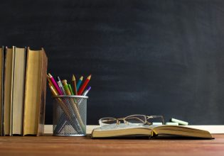 Στην ουρά για σύνταξη οι εκπαιδευτικοί