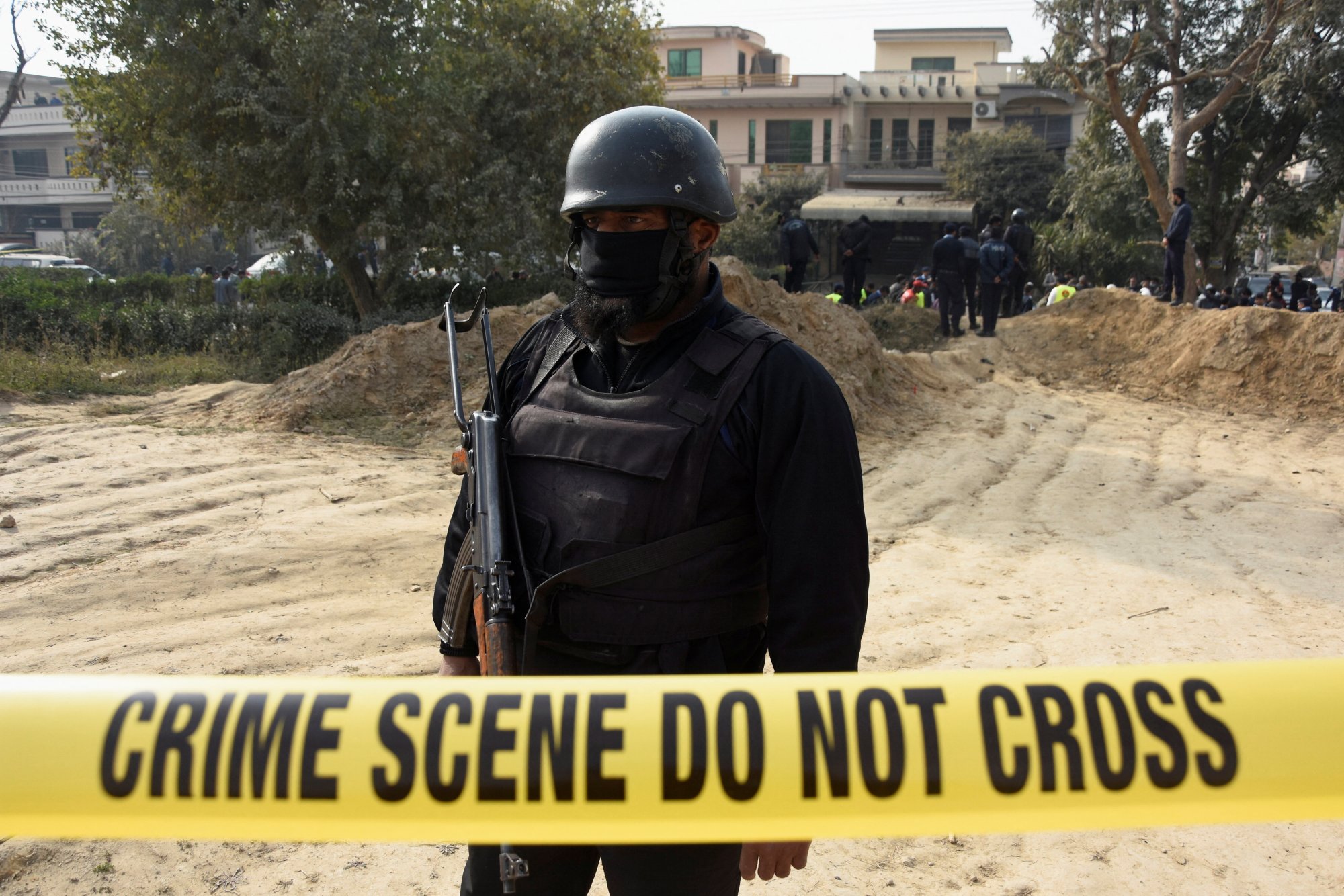 Ένοπλοι άνοιξαν πυρ σε αστυνομικό τμήμα στο Πακιστάν - Νεκροί δέκα αστυνομικοί