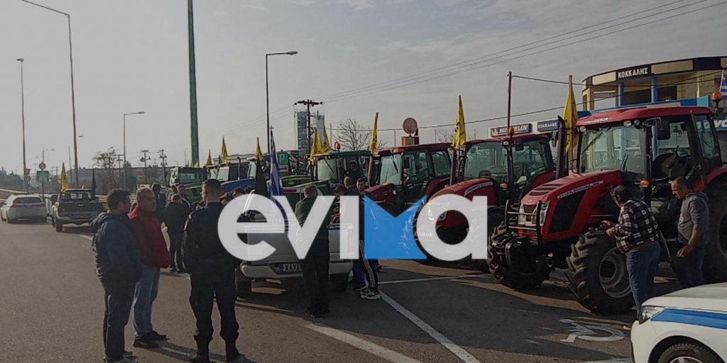 Στο δρόμο για το Σύνταγμα οι αγρότες της Εύβοιας – Βίντεο από την Εθνική οδό