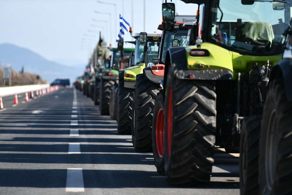 Αγρότες: Με το δίκιο των αιτημάτων, με τη δύναμη των τρακτέρ
