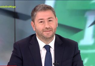 Ανδρουλάκης στο MEGA: «Πρωθυπουργός εικονικής πραγματικότητας ο Μητσοτάκης»