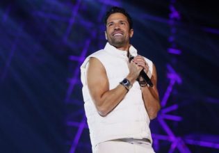 Κωνσταντίνος Αργυρός: «Τι Να Πεις Για Μένα», μέσα από μία μοναδική live version