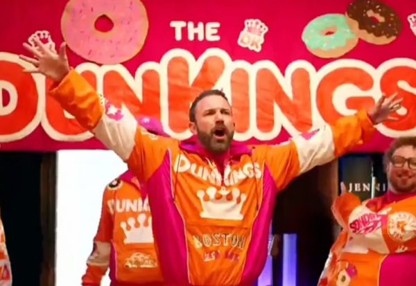 Ο Μπεν Άφλεκ ντρόπιασε την Τζένιφερ Λόπεζ – Η καλύτερη διαφήμιση στο Super Bowl