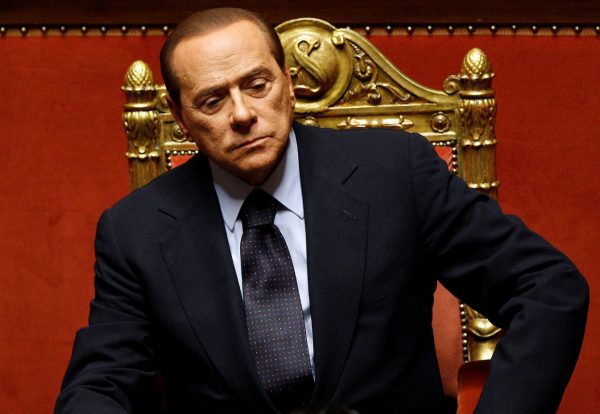 Ιταλία: Οι κληρονόμοι του Μπερλουσκόνι ξεπουλούν τις βίλες του – Στο σφυρί και η «Βίλα Γκράντε»