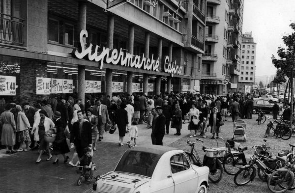 Από την πρωτοπορία στη χρεοκοπία – Τι συνέβη στην γαλλική Casino