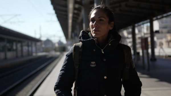 «Μαμά, έρχομαι» – Έρευνα της Ανθής Βούλγαρη για την μαύρη επέτειο των Τεμπών