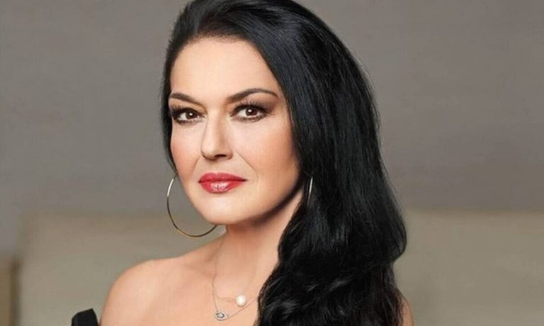 Ελένη Φιλίνη: «Όταν μιλούσα για τις παρενοχλήσεις, δεν ασχολήθηκε κανείς, είναι σαν τη μόδα αυτό»