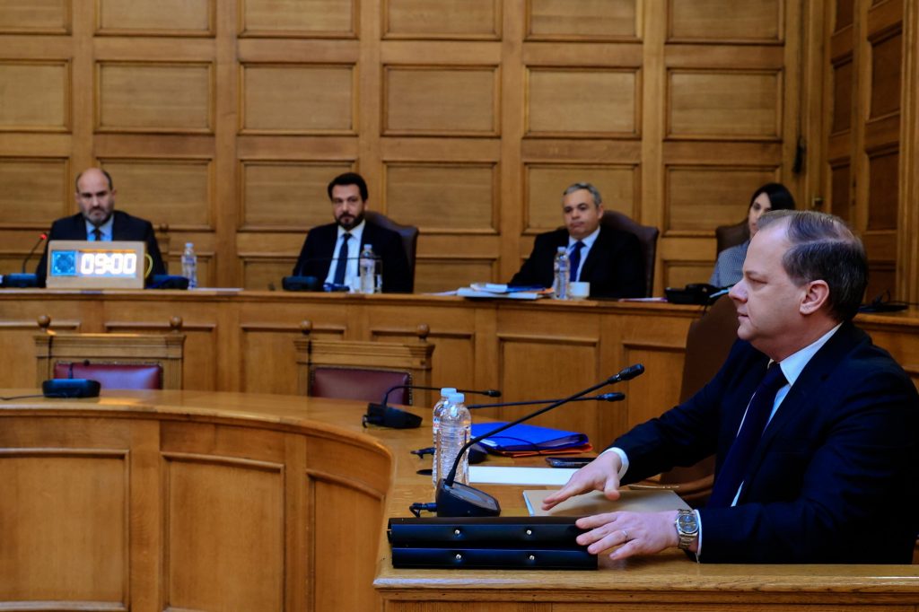 Τέμπη: Στη διάθεση των βουλευτών η δικογραφία της εισαγγελίας Λάρισας – «Ήρθε μισή» λέει ο ΣΥΡΙΖΑ