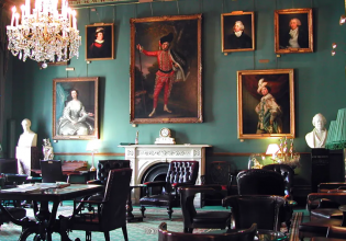 Λονδίνο: Η τελευταία ανδρική ιδιωτική λέσχη απέναντι στην ισότητα