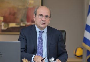 Χατζηδάκης: Έκανε σήμερα χολοκυστεκτομή στο Αττικό Νοσοκομείο