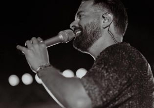 Συγκλονίζει ο Ηλίας Βρεττός – «Τα σίδερα μέσα μου σας τα δείχνω πρώτη φορά»