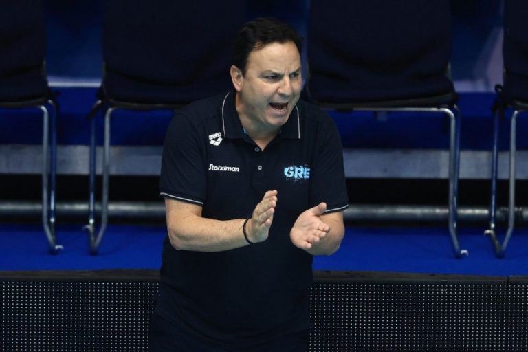 Βλάχος: «Ήμασταν σοβαροί σε όλο το ματς, ο στόχος μας είναι υψηλός»