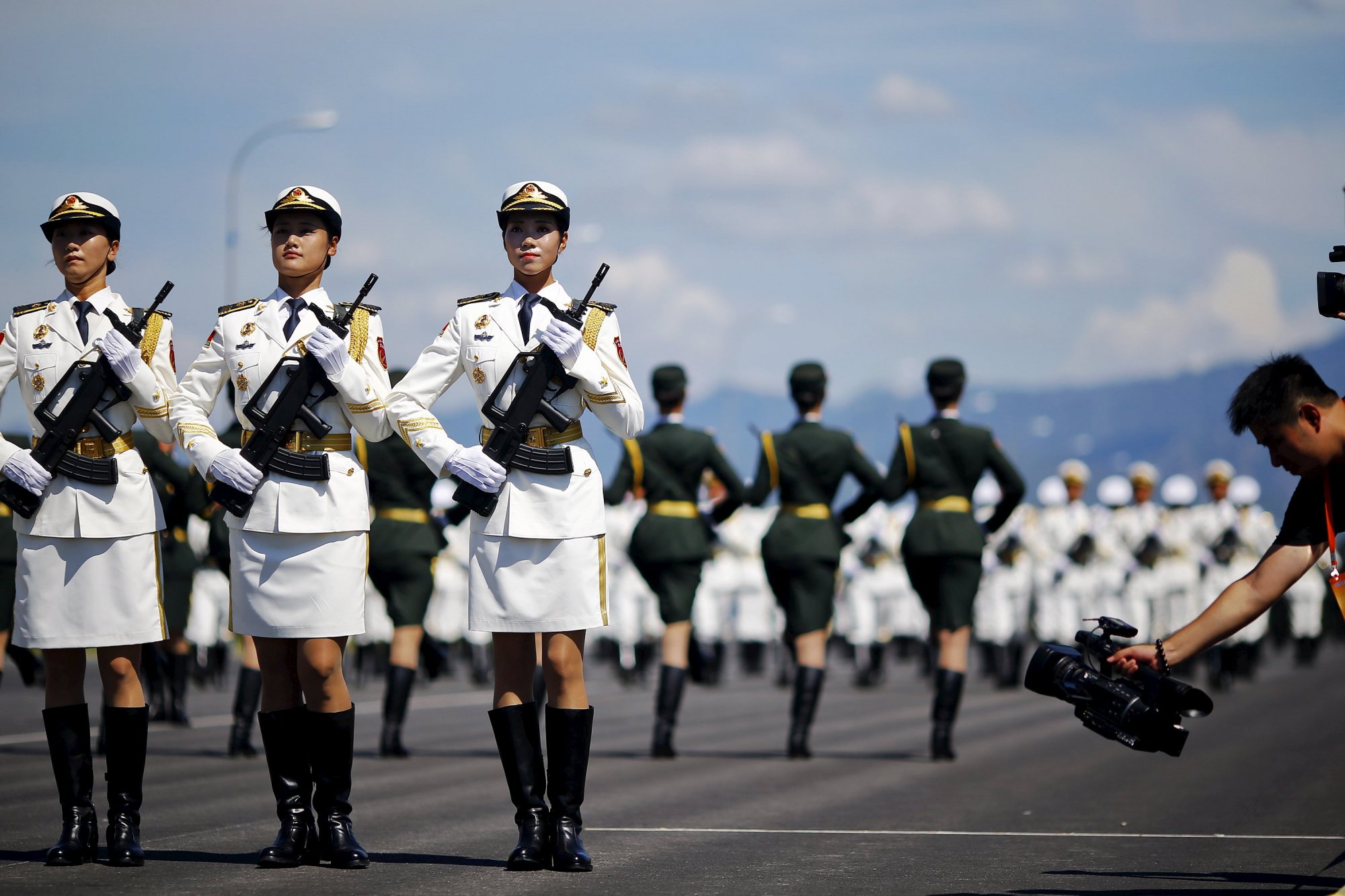 Κίνα: Επιστρέφουν οι στρατοί του Μάο για… παν ενδεχόμενο