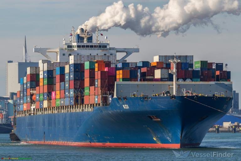 Χούθι: Και η εταιρεία ναυτικής ασφάλειας Ambrey λέει ότι πύραυλος έπληξε αμερικανικό πλοίο