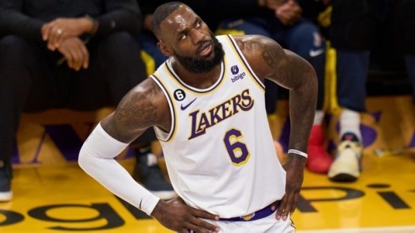 Ο ατζέντης του ΛεΜπρόν Τζέιμς διέψευσε τις φήμες ανταλλαγής