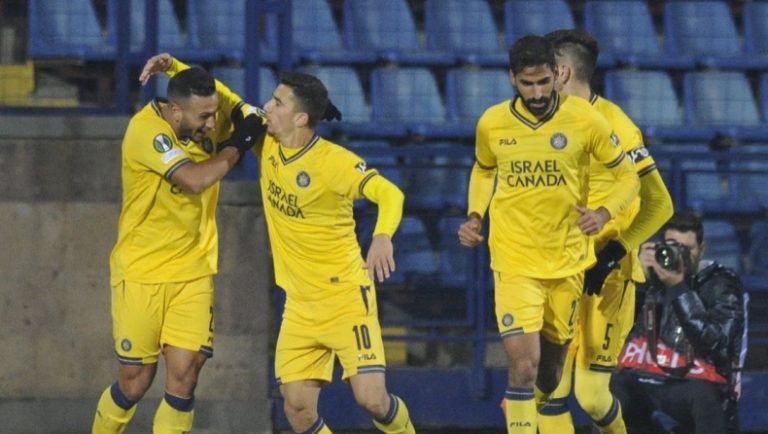 Μακάμπι Τελ Αβίβ: Σκληρή όπως και η ομάδα της στο μπάσκετ (vids)