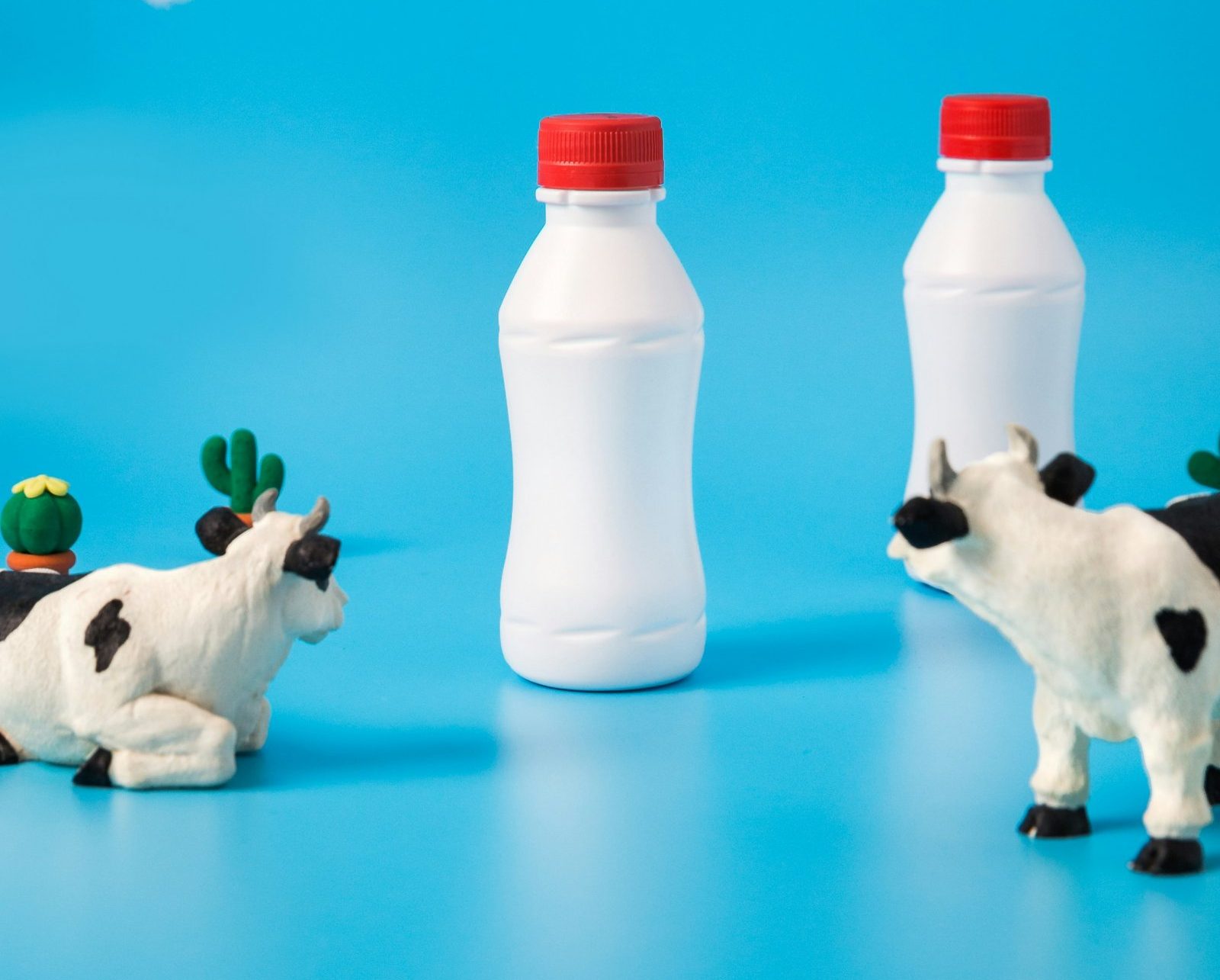 Η συσκευασία γάλακτος που εξόργισε τα ακροδεξιά τρολ – «Καταργούν την μητρότητα»