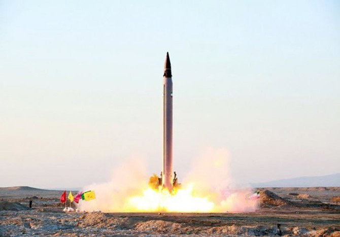 Χούθι: Δεν σταματούν τις επιθέσεις και εκτοξεύουν 6 βαλλιστικούς πυραύλους εναντίον πλοίων