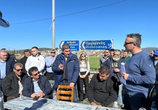 Στο μπλόκο του Κάστρου Βοιωτίας ο Αυγενάκης