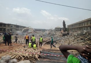 Νιγηρία: Τουλάχιστον έξι νεκροί από κατάρρευση κτιρίων – Φόβοι για δεκάδες εγκλωβισμένους στα ερείπια