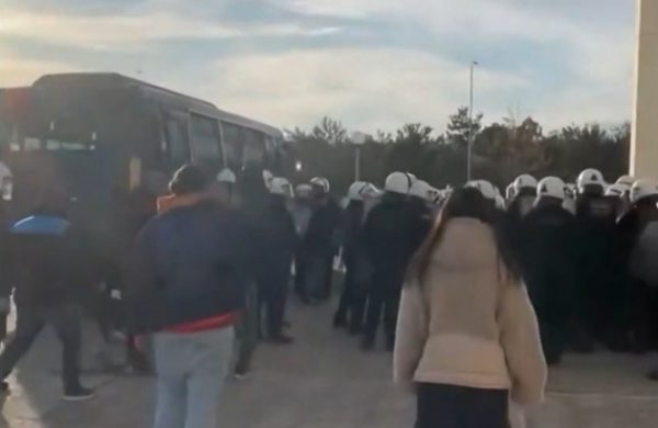 Κομοτηνή: Η Συνέλευση της Νομικής ΔΠΘ αποδοκιμάζει την επέμβαση των ΜΑΤ