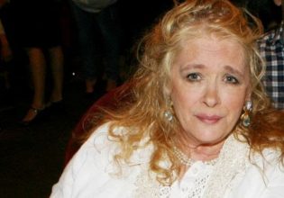 Συγκλονίζει η Νόρα Βαλσάμη: «Δεν με βοηθά κανείς οικονομικά, είμαι ολομόναχη»