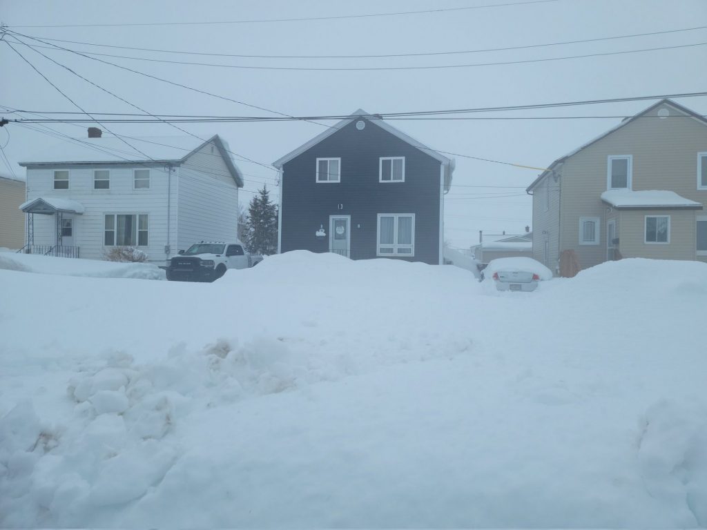 Καναδάς: Ιστορική χιονόπτωση με «ποσότητες ρεκόρ» – Πρωτόγνωρες εικόνες