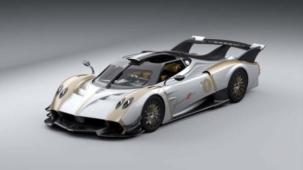Pagani Huayra R Evo: Αγωνιστική νομοτέλεια