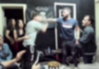 Σοκάρουν οι μαρτυρίες για τον tiktoker – «Μας χτυπούσε, μας έφτυνε, μεθούσε ανήλικα»