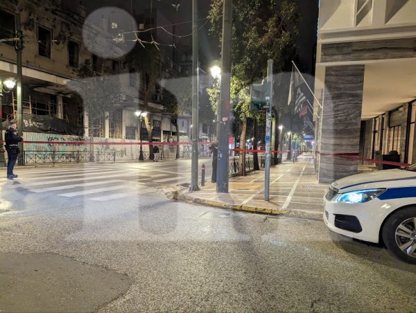 Έκρηξη βόμβας στη Σταδίου