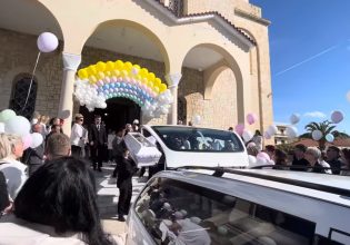 Ράγισαν καρδιές στο τελευταίο «αντίο» στην Ραφαέλα Πιτσικάλη – «Άγγελος» φώναζαν, μπαλόνια πέταξαν στον ουρανό