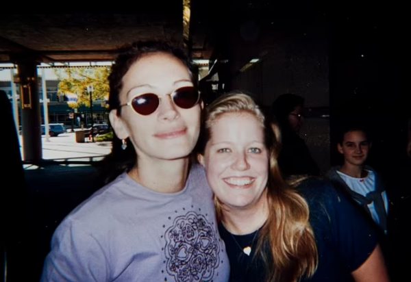 Η Τζούλια Ρόμπερτς με την αείμνηστη αδερφή της Nancy Motes