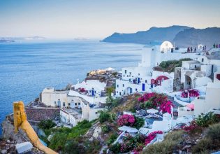 Tourism Trends: The Key Players in Greece’s Arrival Scene