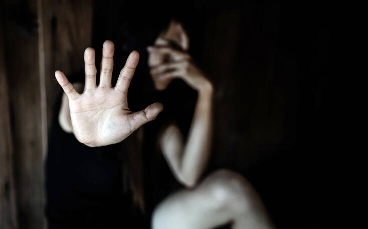 Αυλώνας: Συνελήφθη νεαρός για βιασμό τον οποίο κατέγραψε με κινητό