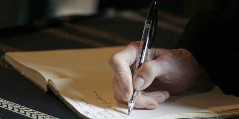 Εξάρχεια: Συγκλονίζει το σημείωμα που έγραψε το ζευγάρι πριν αυτοκτονήσει