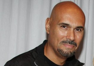 Δημήτρης Σκουλός: «Με έδερναν στις σκάλες του σχολείου επειδή ήμουν μαυριδερός»