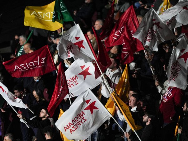 Η ημέρα με τα γάντια: Οι θεαματικές εξελίξεις στον ΣΥΡΙΖΑ