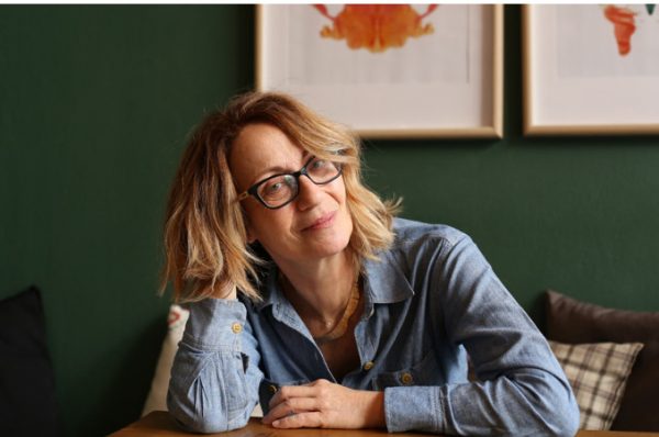 Θέμις Μπαζάκα: «Δέχθηκα επίθεση και βρισιές μετά τις δηλώσεις μου για τα θρησκευτικά»