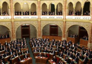 Oυγγαρία: Το κοινοβούλιο επικύρωσε το πρωτόκολλο για την ένταξη της Σουηδίας στο ΝΑΤΟ