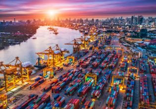 «Ράγισε» ο καθρέφτης της ελληνικής οικονομίας – Εκτός στόχου κατά 19 δισ. οι εξαγωγές