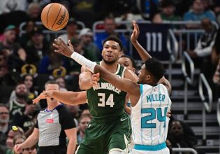 Η… χαλαρή «24αρα» του Αντετοκούνμπο κόντρα στους Χόρνετς (vid)