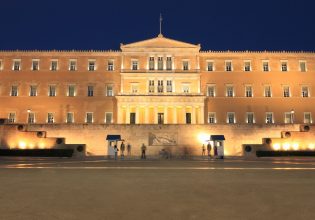 Λήξη συναγερμού στη Βουλή – Φάρσα το τηλεφώνημα για βόμβα