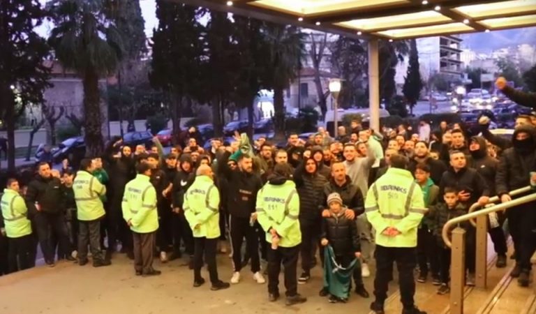 Αποθέωση από τον κόσμο του Παναθηναϊκού κατά την αναχώρηση της αποστολής (vid)