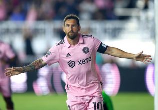 Αποθεώθηκε σε φιλικό με τη Νιούελς Ολντ Μπόις ο Μέσι