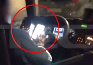Οδηγός λεωφορείου έκανε δρομολόγιο με το κινητό στο τιμόνι – Οδηγούσε με… αγκώνες