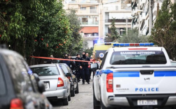 Νίκαια: Σκότωσε τον γαμπρό του και αυτοκτόνησε – Βρέθηκε ιδιόχειρο σημείωμα στο αυτοκίνητο