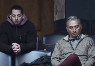 Τέμπη: Συγγενείς των θυμάτων και τραυματίες παρακολούθησαν από τα θεωρεία τη συνεδρίαση της Βουλής