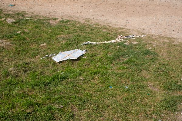 Κορινθία: Γυναίκα χτυπήθηκε από το ρεύμα όταν ο χαρταετός ακούμπησε σε καλώδια της ΔΕΗ